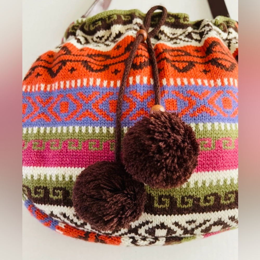 BOHO Colorful Knit Medium Shoulder Bag with Brown Tassels - Picture 4 of 12